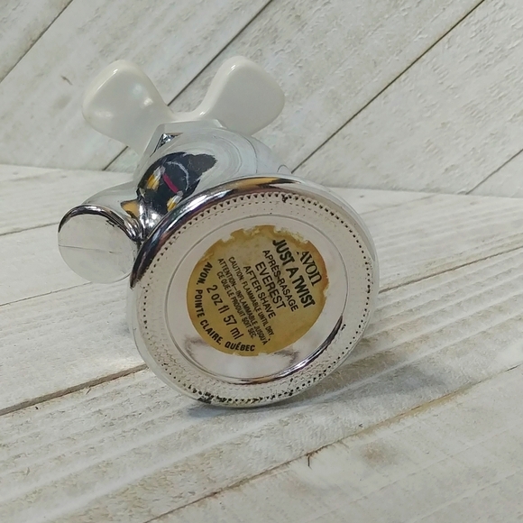 Vintage AVON Just A Twist Faucet Tap Silver and White Cologne Perfume Bottle - Picture 4 of 4